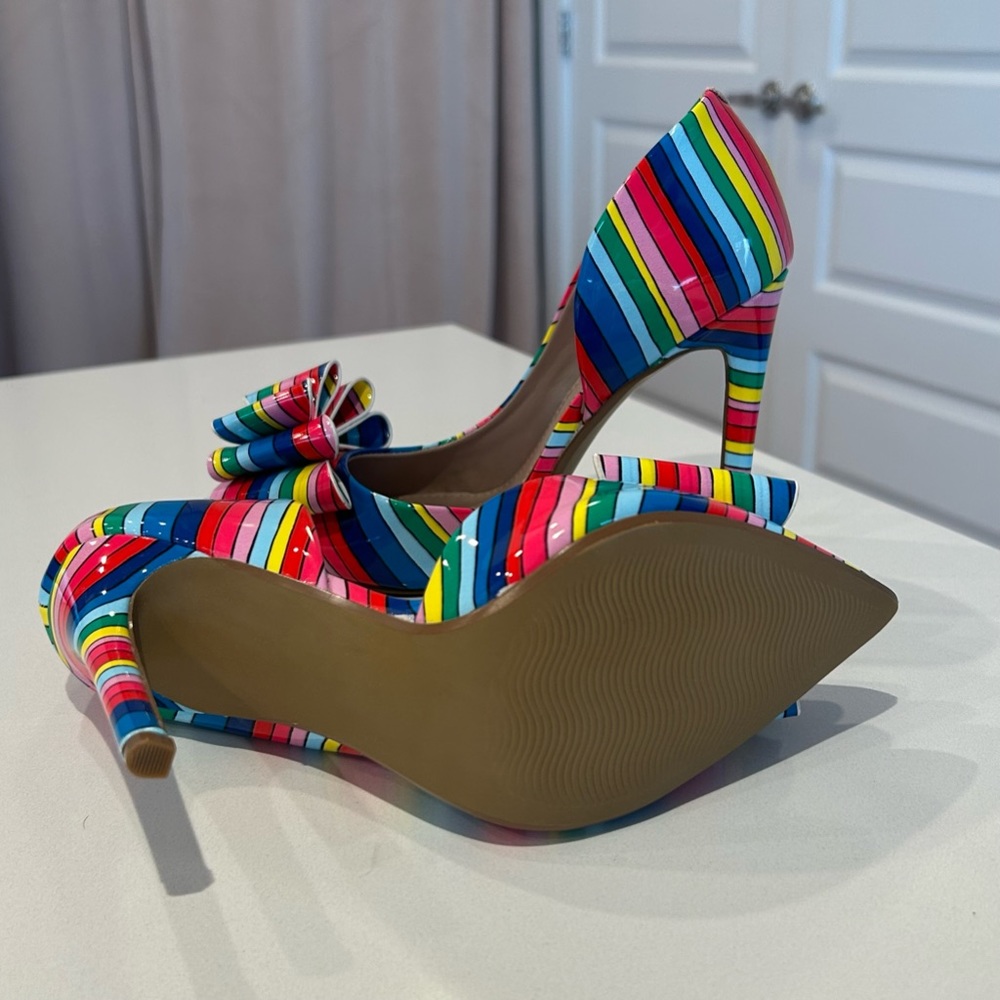 😍 Betsey Johnson Prince-p Bright Multi Pumps Size 5.5 - Brand New